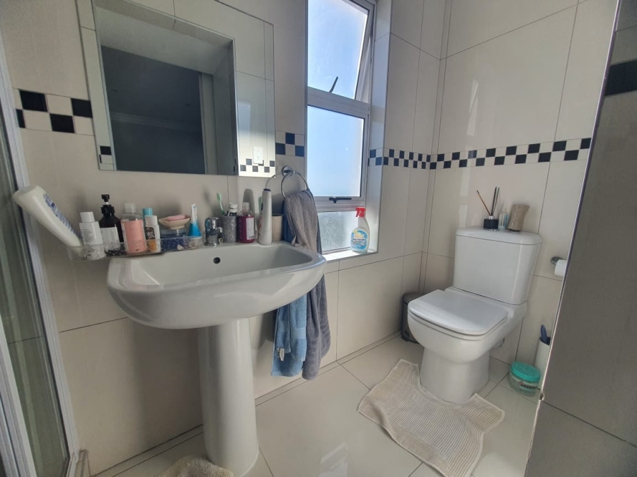 To Let 3 Bedroom Property for Rent in Cambridge West Eastern Cape